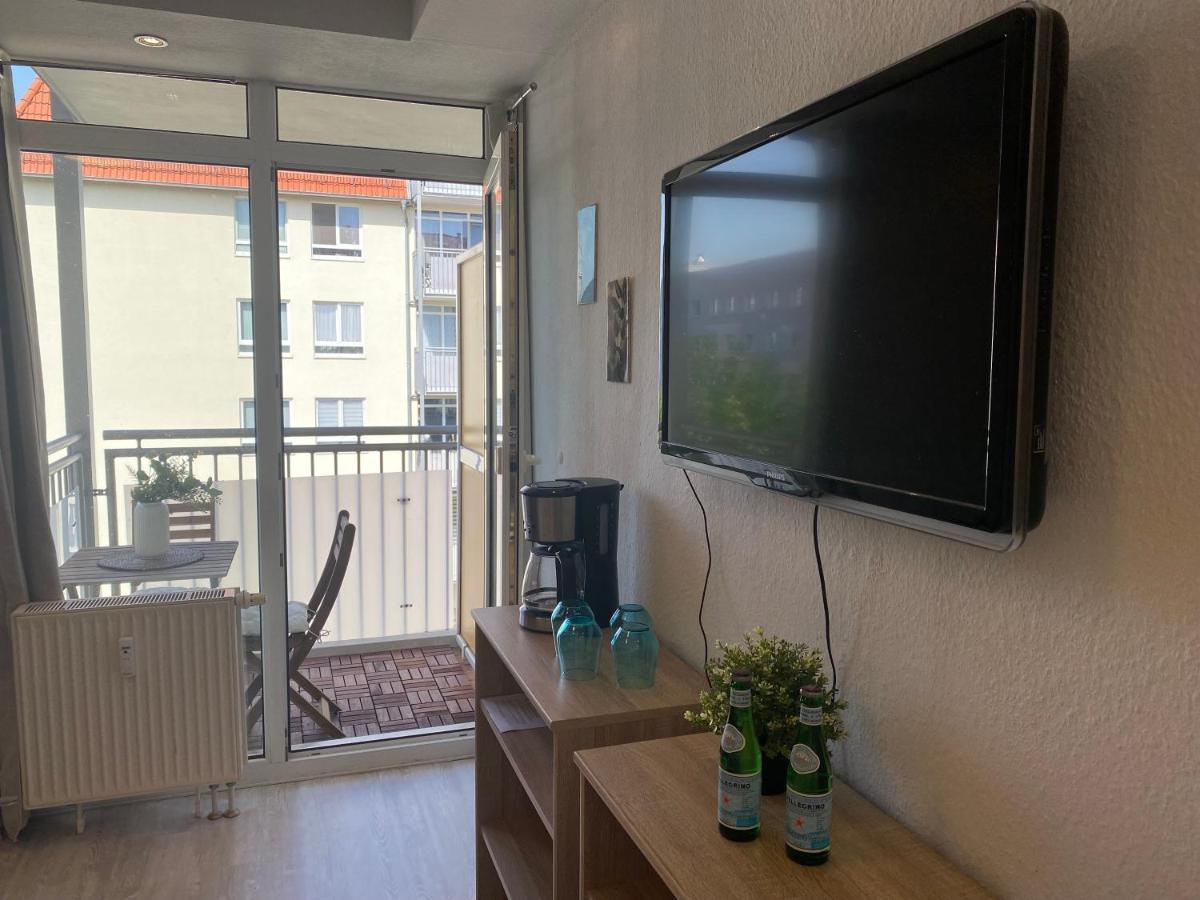 Charming Apartment - Balcony - Wifi - Kitchen Magdeburg Eksteriør billede